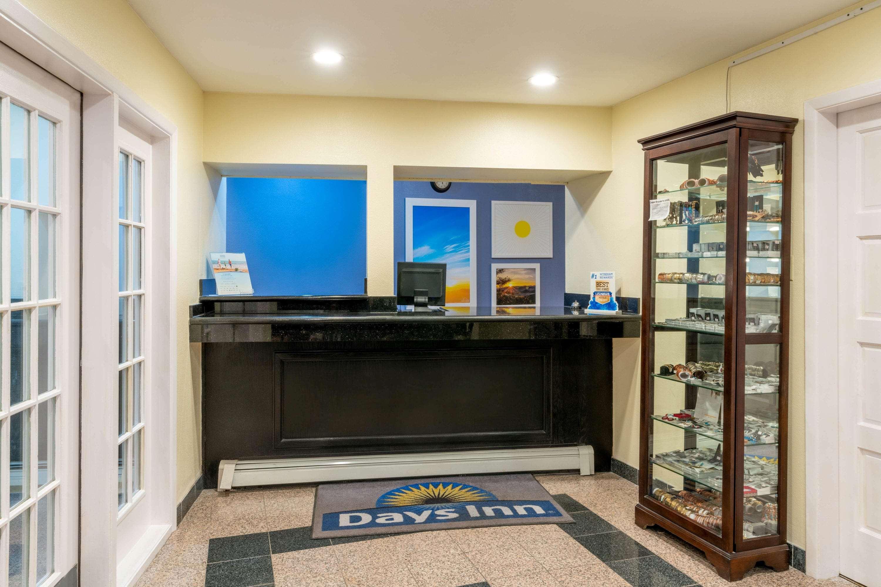 Days By Wyndham 2* Grants
