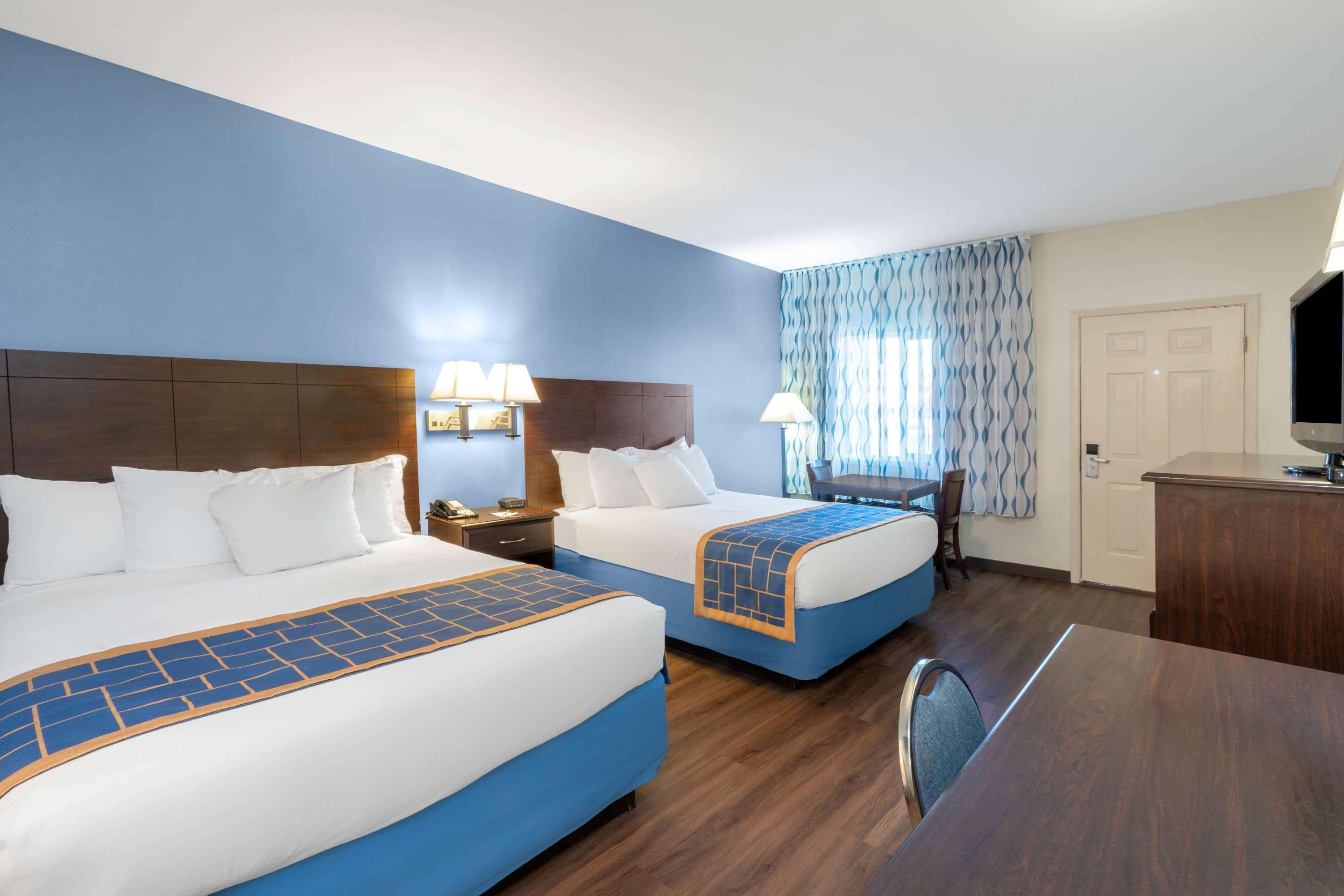 Days By Wyndham Hotel